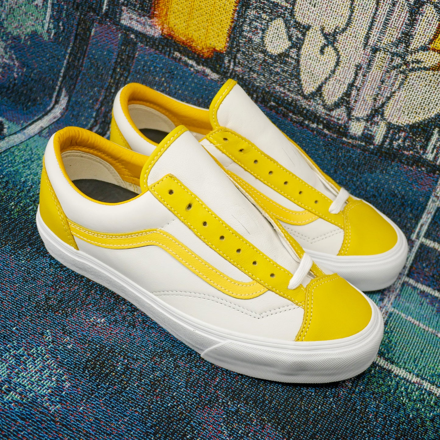 Vans OG Style 36 (White/Freesia)