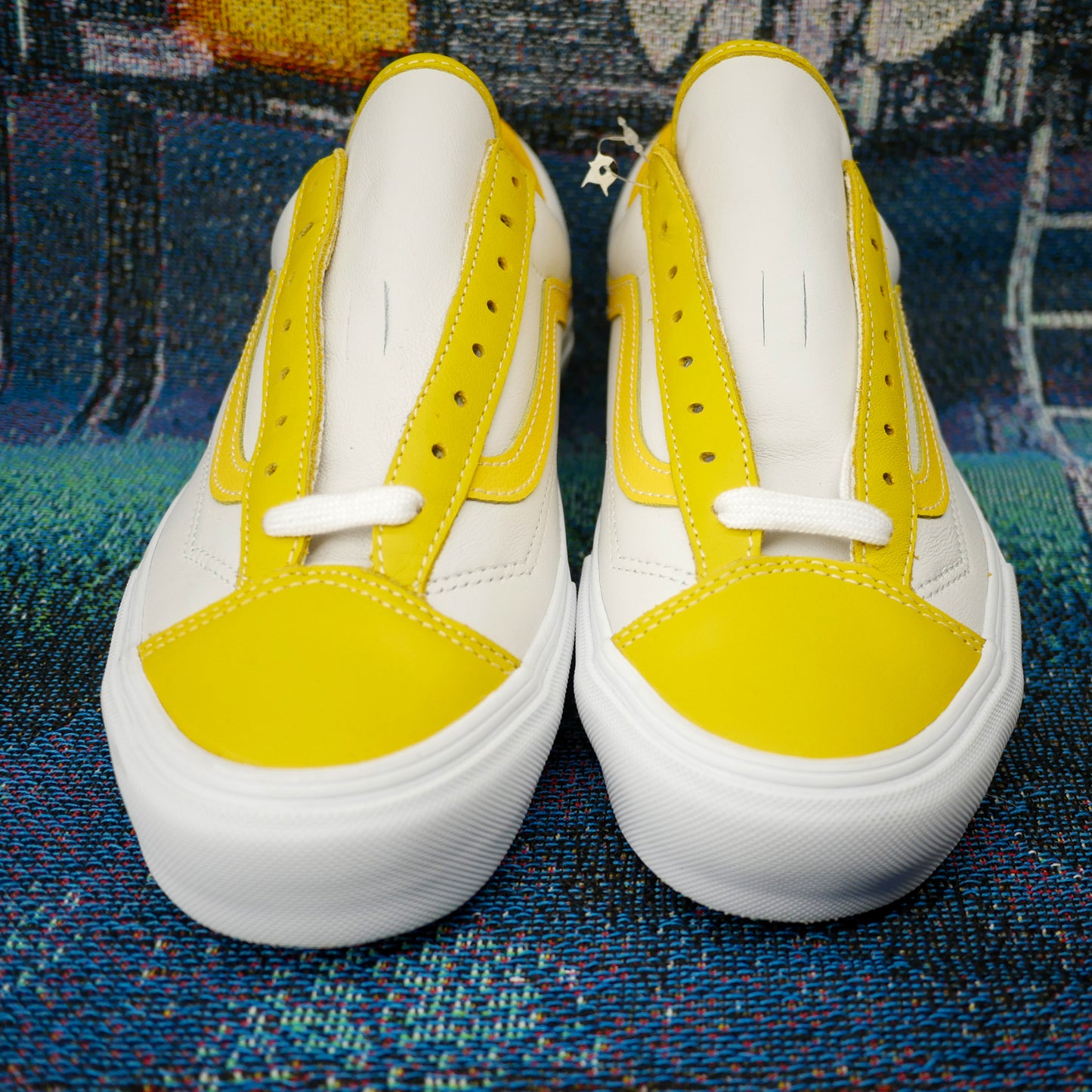 Vans OG Style 36 (White/Freesia)