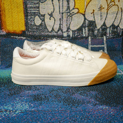 K-Swiss x Undefeated Deuce Low