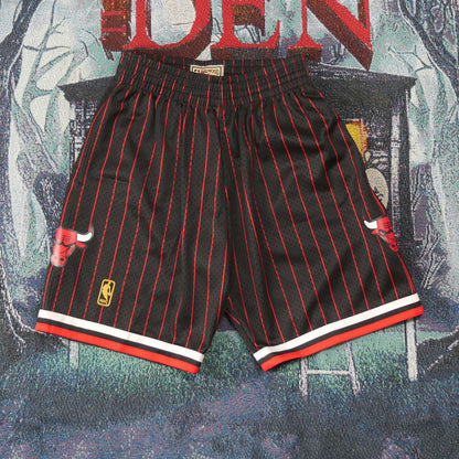 Mitchell & Ness '96-'97 Chicago Bulls Alternate Swingman Basketball Shorts
