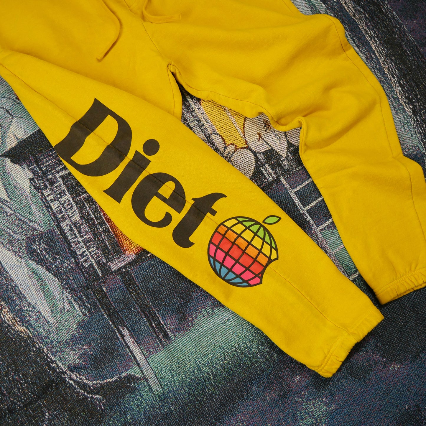 Diet Starts Monday Apple Sweatpants