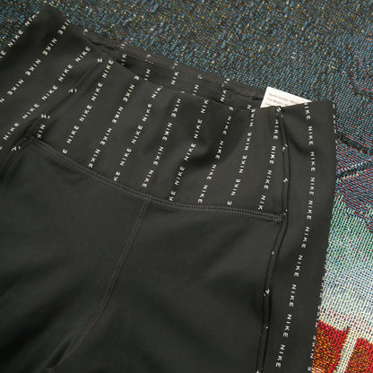 Nike Luxe Icon Clash Legging